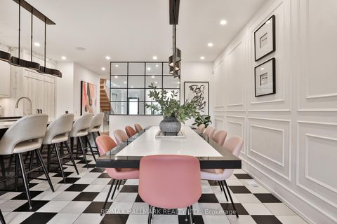 Photo 18 at 553 Davisville Avenue, Mount Pleasant East, Toronto