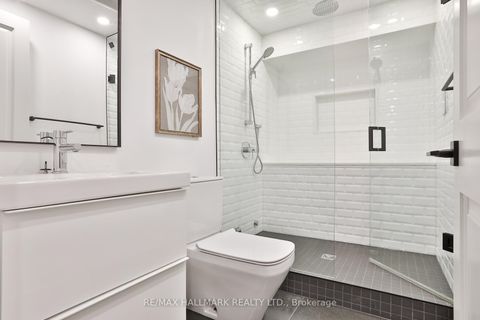 Photo 40 at 553 Davisville Avenue, Mount Pleasant East, Toronto