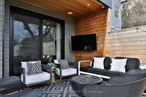 Photo 41 at 553 Davisville Avenue, Mount Pleasant East, Toronto