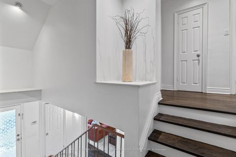 Photo 16 at 180 Moore Avenue, Moore Park, Toronto