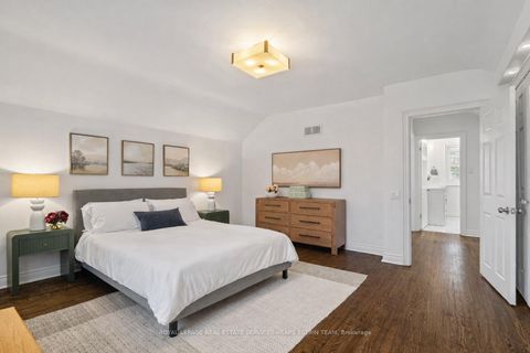 Photo 17 at 180 Moore Avenue, Moore Park, Toronto