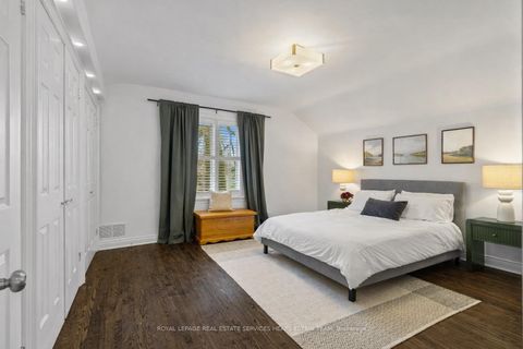 Photo 19 at 180 Moore Avenue, Moore Park, Toronto