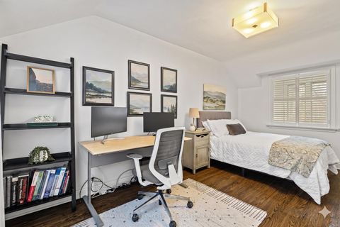 Photo 23 at 180 Moore Avenue, Moore Park, Toronto