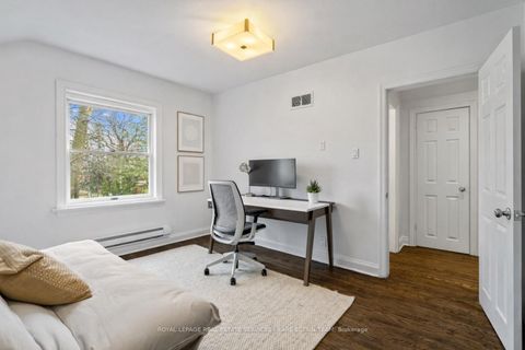 Photo 24 at 180 Moore Avenue, Moore Park, Toronto