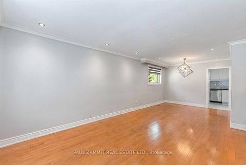 Photo 6 at 47 Ladyslipper Court, Bayview Glen, Markham