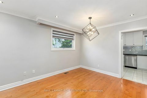 Photo 8 at 47 Ladyslipper Court, Bayview Glen, Markham