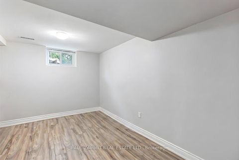 Photo 29 at 47 Ladyslipper Court, Bayview Glen, Markham