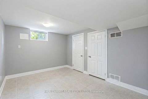 Photo 31 at 47 Ladyslipper Court, Bayview Glen, Markham