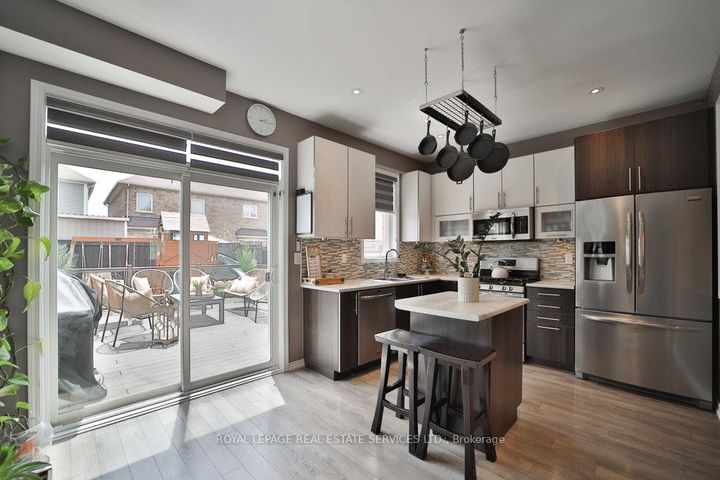 Photo 13 at 15 Mcallistar Drive, Binbrook, Hamilton