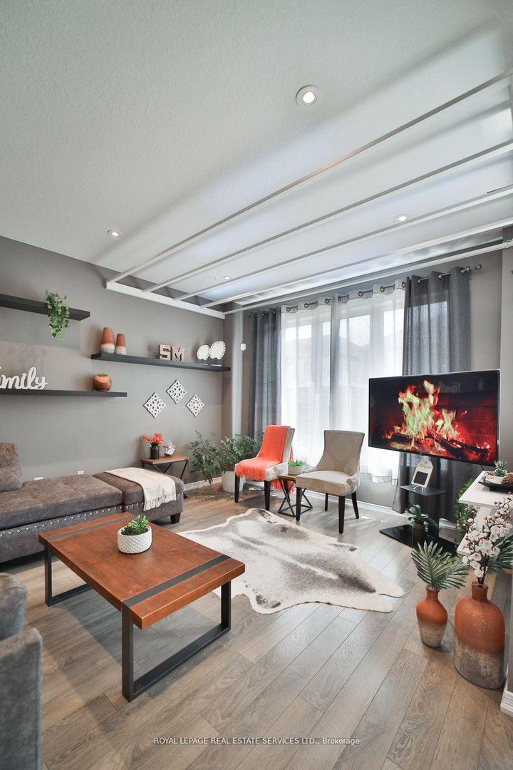 Photo 16 at 15 Mcallistar Drive, Binbrook, Hamilton