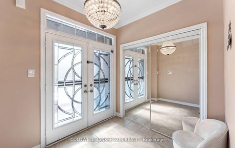 Photo 5 at 164 Canada Drive, Vellore Village, Vaughan