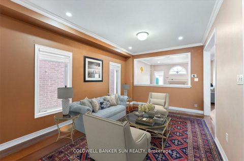 Photo 9 at 164 Canada Drive, Vellore Village, Vaughan