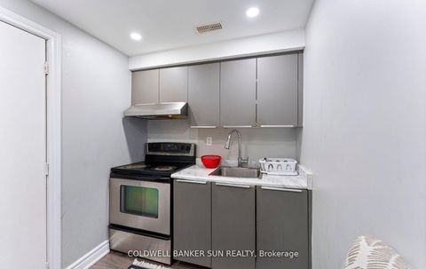 Photo 42 at 164 Canada Drive, Vellore Village, Vaughan