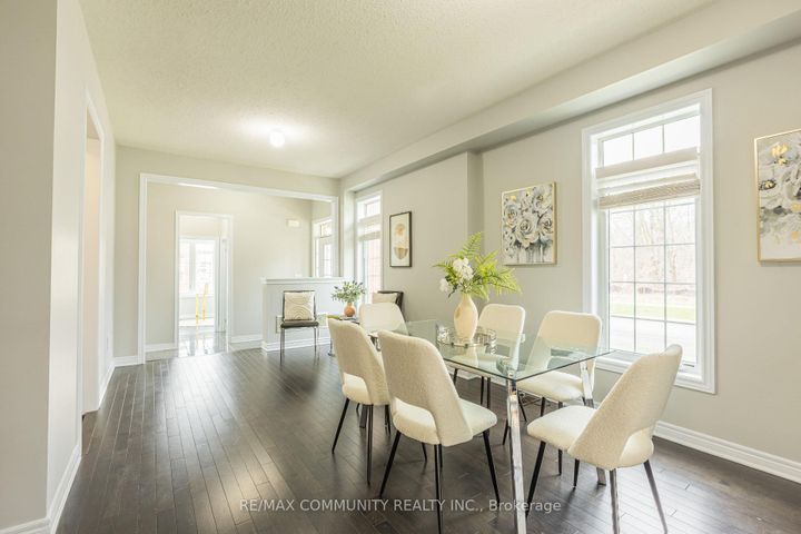 Photo 10 at 2 Titan Trail, Cedarwood, Markham