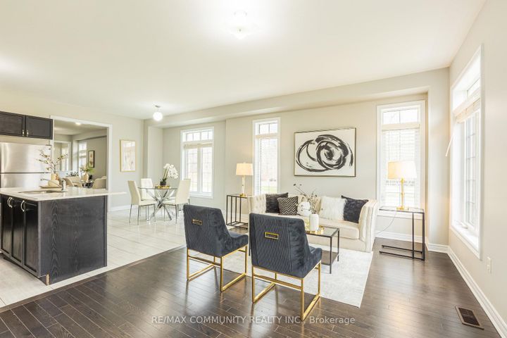 Photo 12 at 2 Titan Trail, Cedarwood, Markham