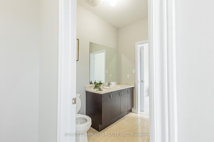 Photo 22 at 2 Titan Trail, Cedarwood, Markham