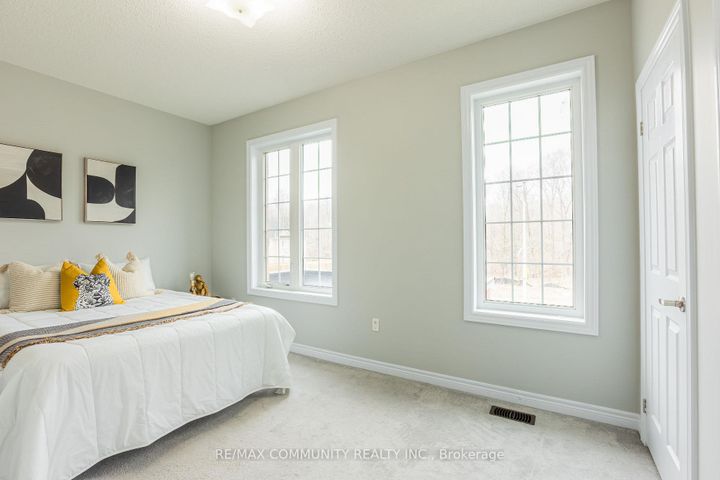 Photo 26 at 2 Titan Trail, Cedarwood, Markham