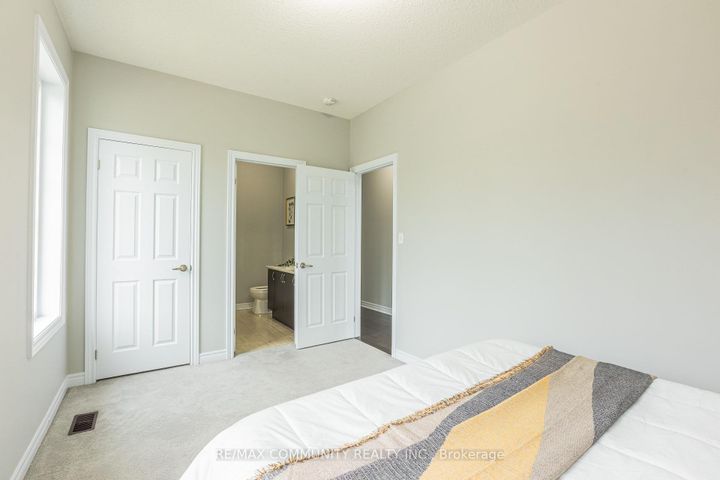 Photo 27 at 2 Titan Trail, Cedarwood, Markham