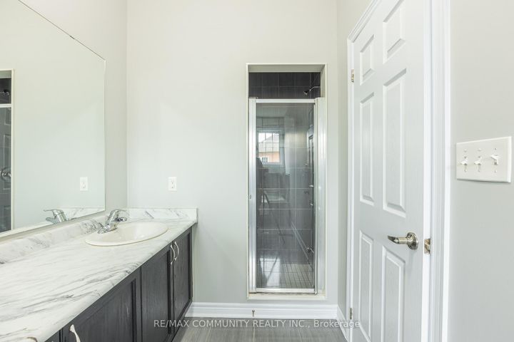 Photo 35 at 2 Titan Trail, Cedarwood, Markham