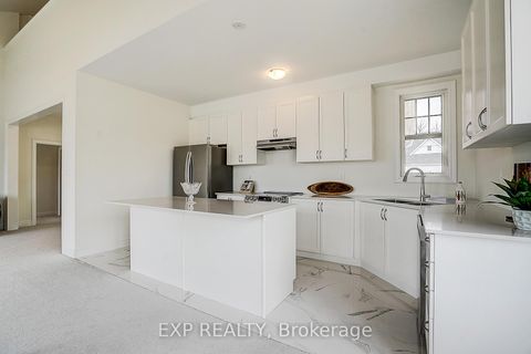 Photo 7 at 4 Palmira Drive, Sutton & Jackson's Point, Georgina