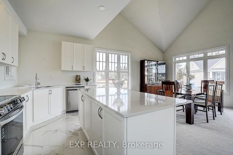 Photo 9 at 4 Palmira Drive, Sutton & Jackson's Point, Georgina