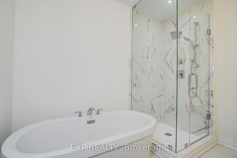 Photo 16 at 4 Palmira Drive, Sutton & Jackson's Point, Georgina