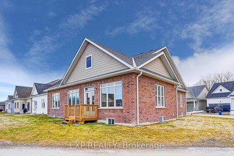 Photo 22 at 4 Palmira Drive, Sutton & Jackson's Point, Georgina