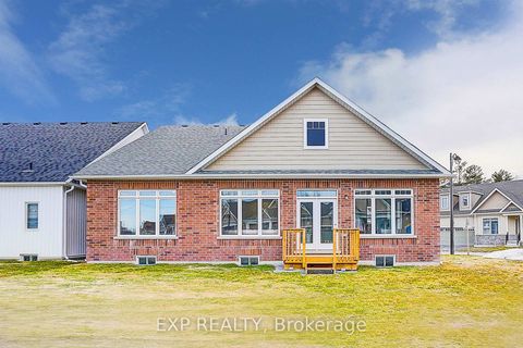 Photo 23 at 4 Palmira Drive, Sutton & Jackson's Point, Georgina