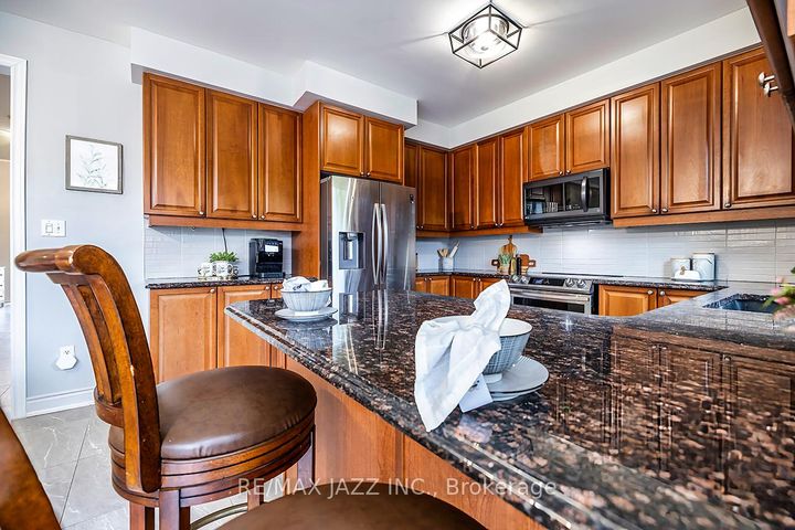 Photo 14 at 226 Roseborough Court, Port Perry, Scugog
