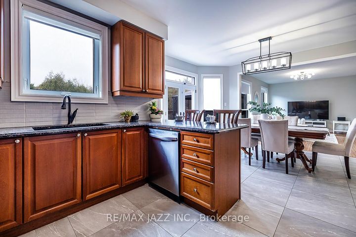 Photo 18 at 226 Roseborough Court, Port Perry, Scugog