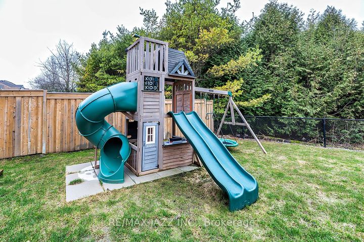 Photo 44 at 226 Roseborough Court, Port Perry, Scugog