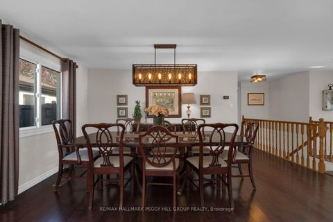 Photo 5 at 13 Coles Street, Sunnidale, Barrie