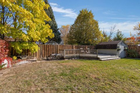 Photo 16 at 13 Coles Street, Sunnidale, Barrie