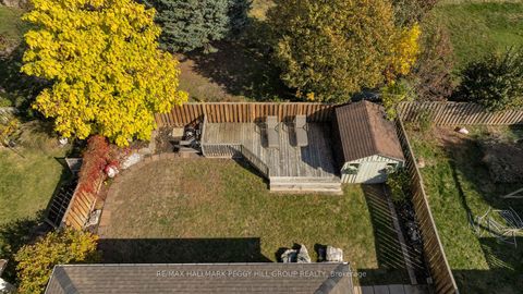 Photo 17 at 13 Coles Street, Sunnidale, Barrie