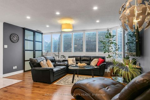 Photo 9 at 105 - 1131 Steeles Avenue W, Branson, Toronto