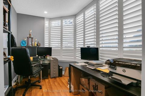Photo 24 at 105 - 1131 Steeles Avenue W, Branson, Toronto