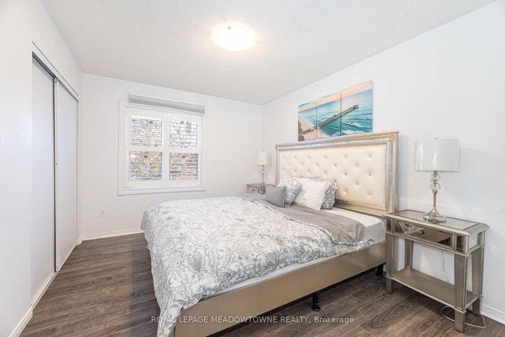Photo 19 at 15B - 5865 Dalebrook Crescent, Central Erin Mills, Mississauga