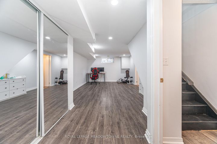 Photo 26 at 15B - 5865 Dalebrook Crescent, Central Erin Mills, Mississauga