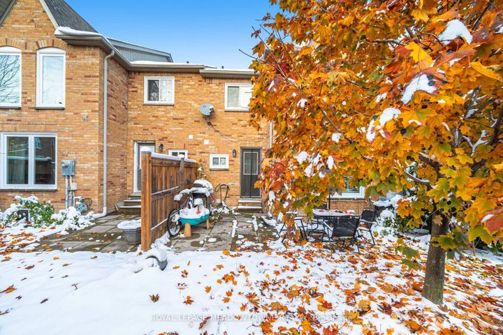 Photo 35 at 15B - 5865 Dalebrook Crescent, Central Erin Mills, Mississauga