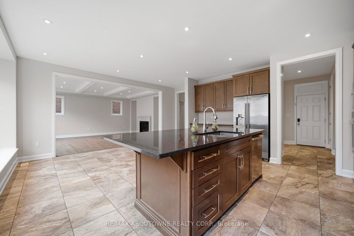 Photo 16 at 224 Cherryhurst Road, GO Glenorchy, Oakville