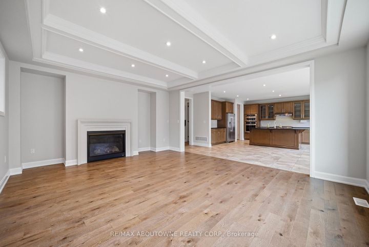 Photo 18 at 224 Cherryhurst Road, GO Glenorchy, Oakville