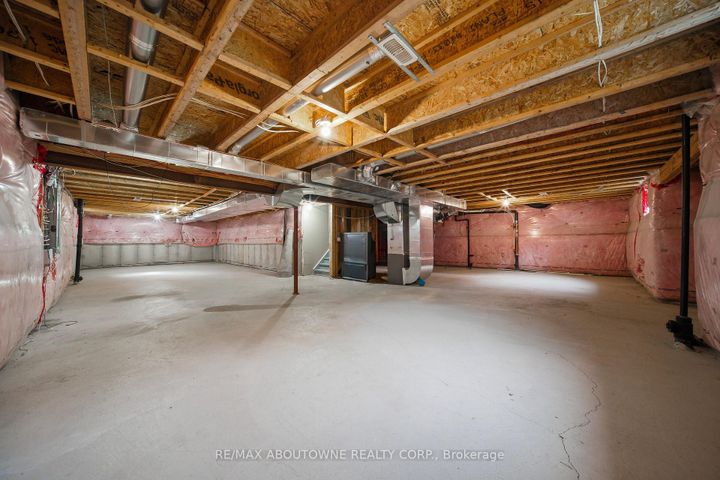 Photo 40 at 224 Cherryhurst Road, GO Glenorchy, Oakville