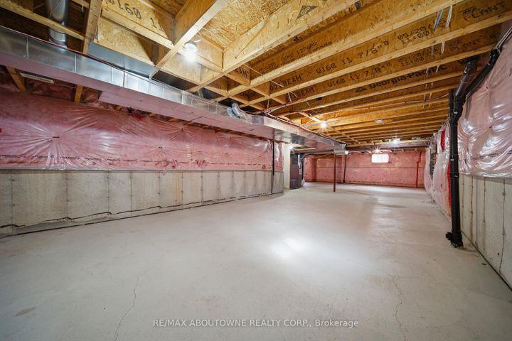 Photo 41 at 224 Cherryhurst Road, GO Glenorchy, Oakville