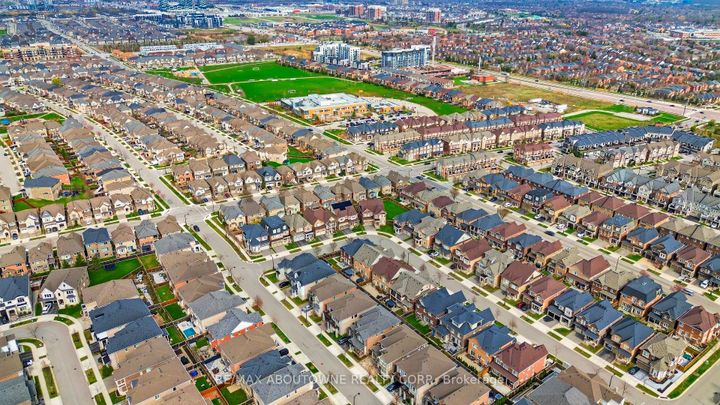 Photo 45 at 224 Cherryhurst Road, GO Glenorchy, Oakville