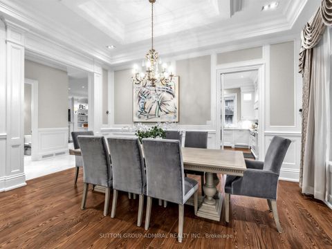 Photo 4 at 5 Lloydminster Crescent, Willowdale East, Toronto