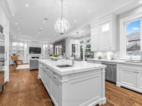 Photo 16 at 5 Lloydminster Crescent, Willowdale East, Toronto