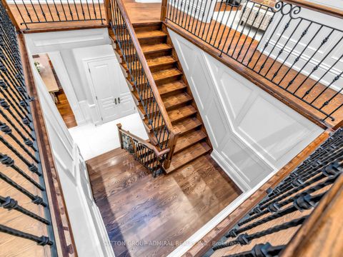 Photo 30 at 5 Lloydminster Crescent, Willowdale East, Toronto