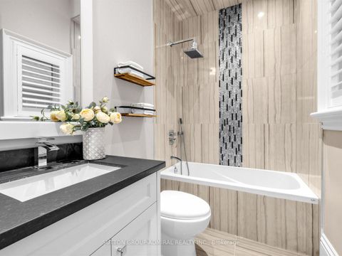 Photo 33 at 5 Lloydminster Crescent, Willowdale East, Toronto