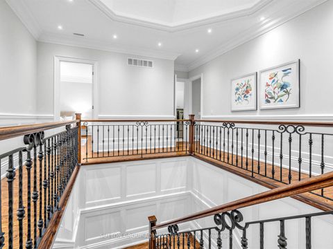 Photo 39 at 5 Lloydminster Crescent, Willowdale East, Toronto