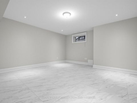 Photo 43 at 5 Lloydminster Crescent, Willowdale East, Toronto